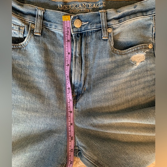 AE distressed mom jean - Picture 7 of 11